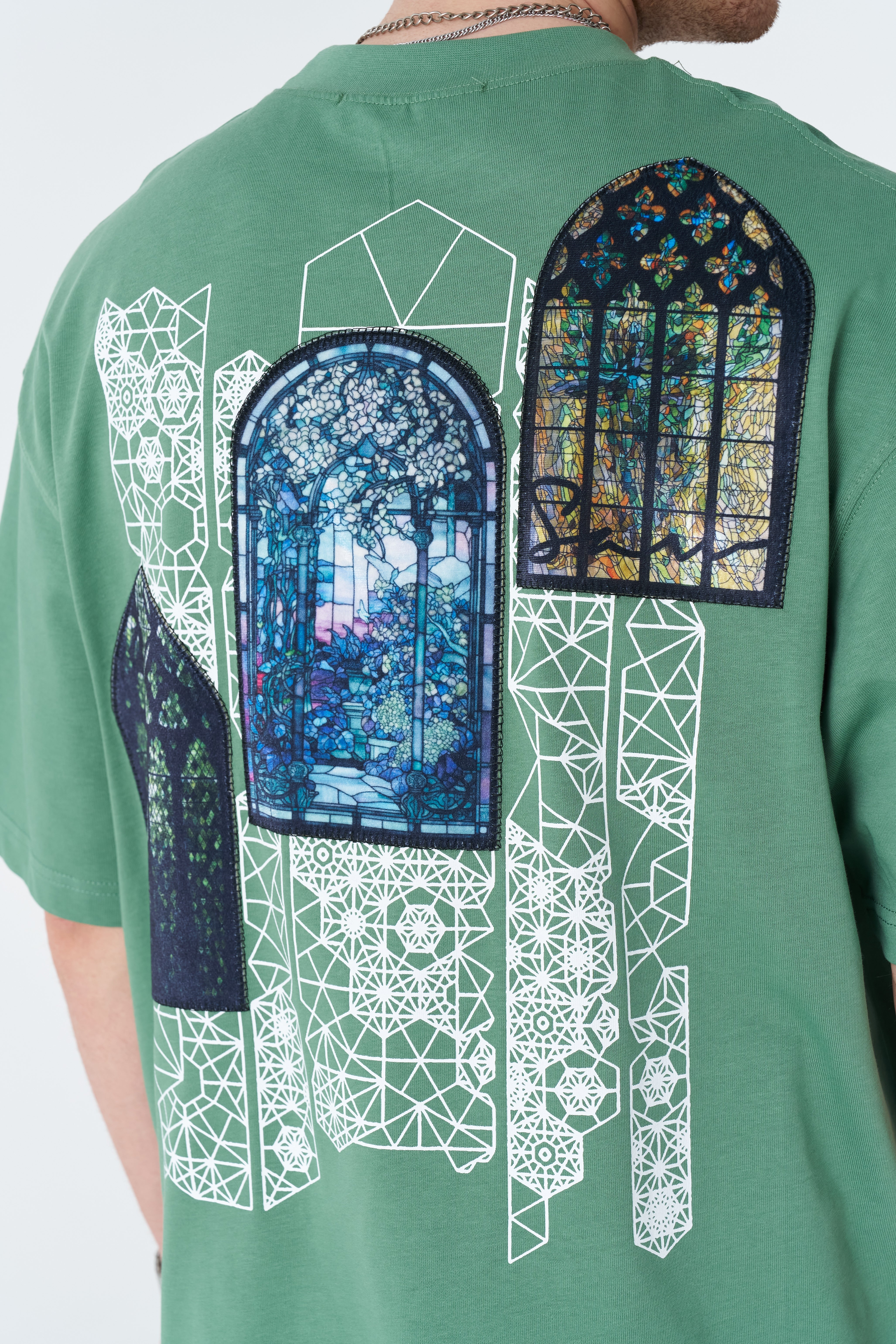 Seven Realms Tee