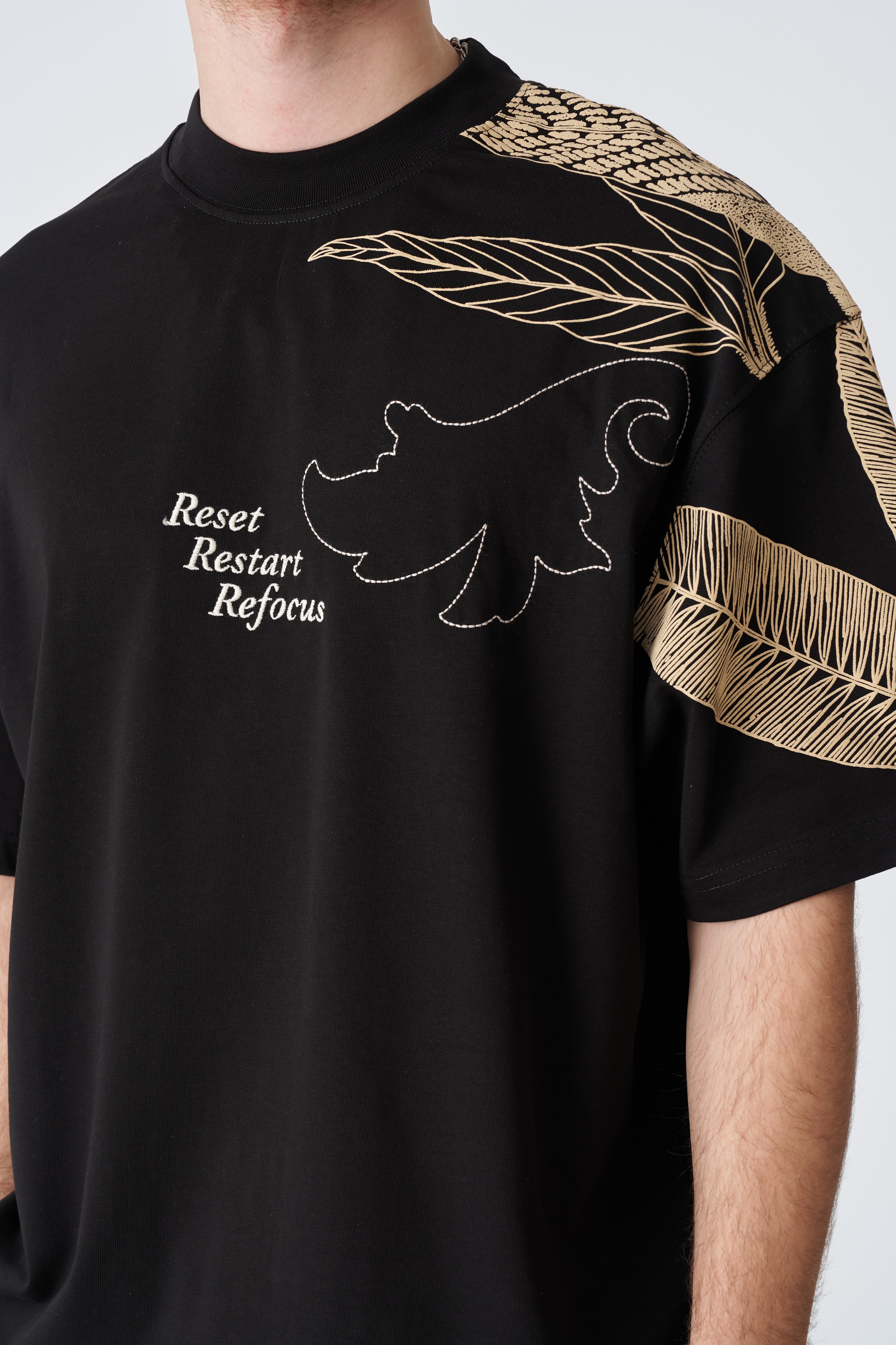 Niravana Tee