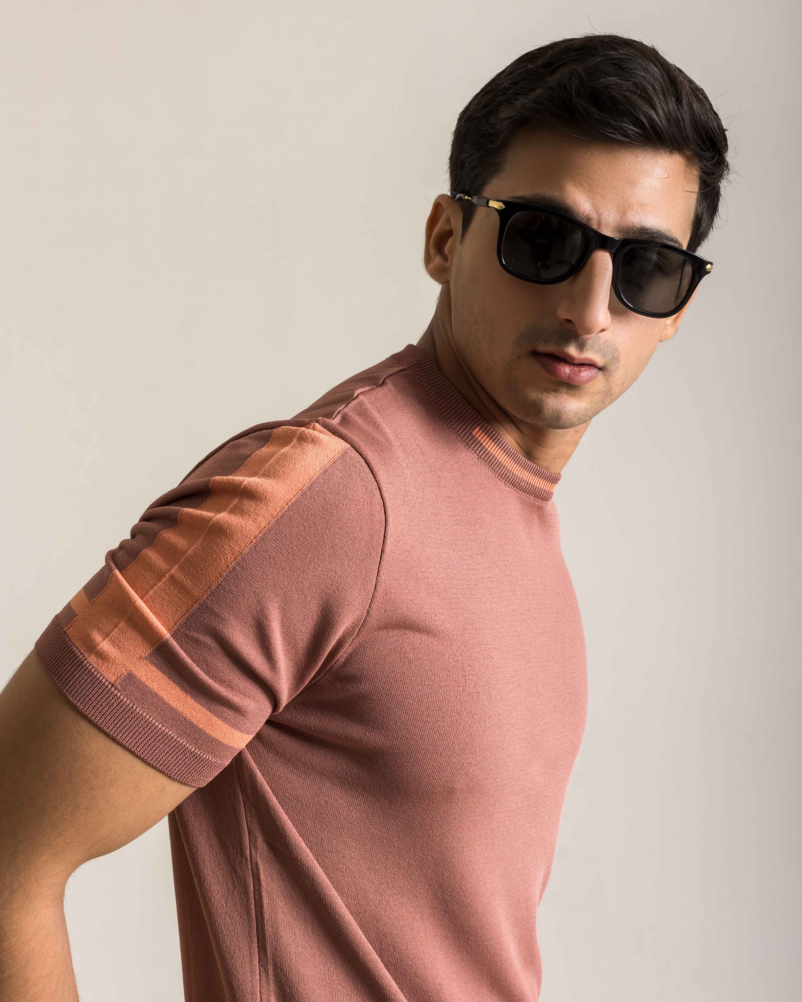STRIDE TEE