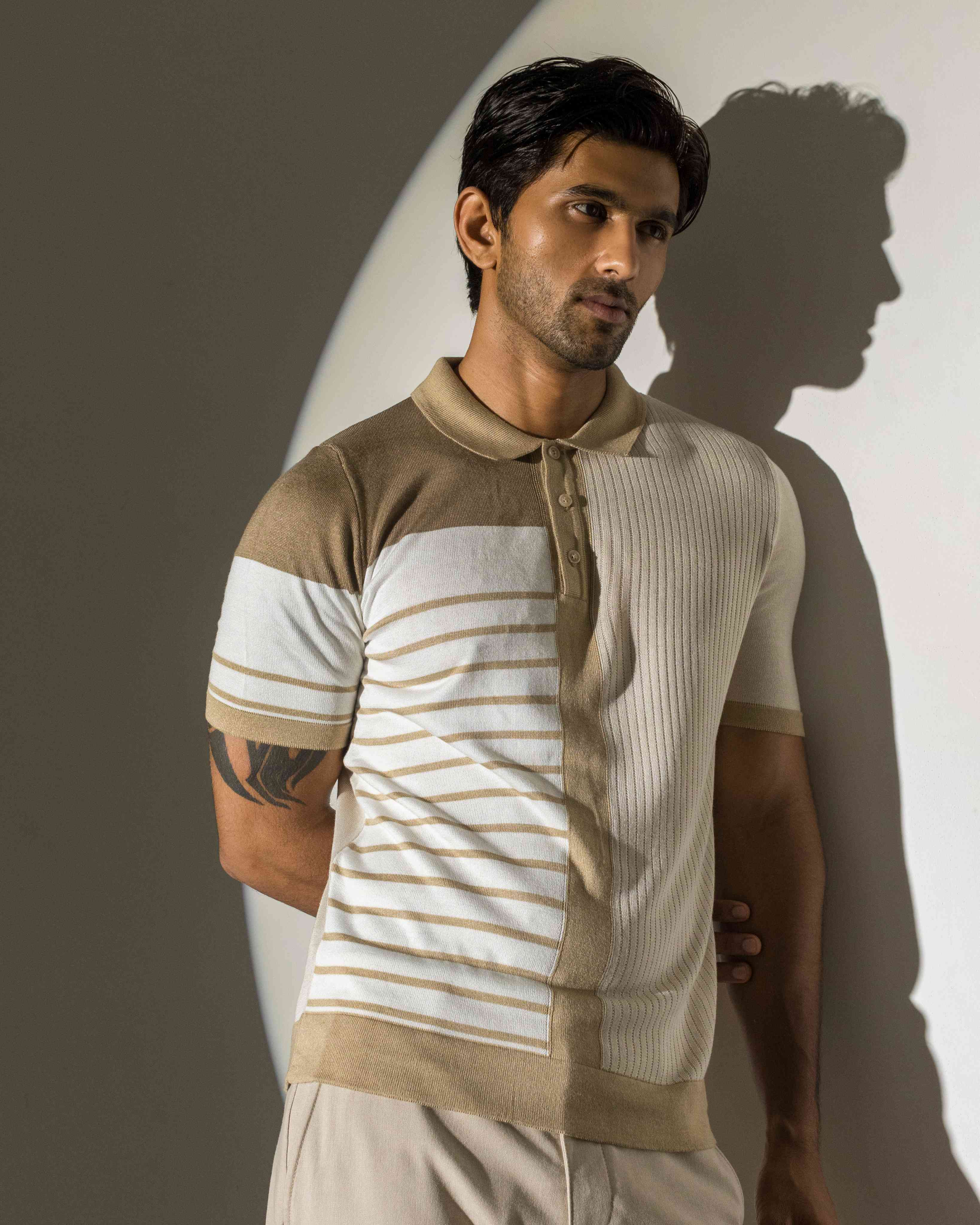SPLIT TEE