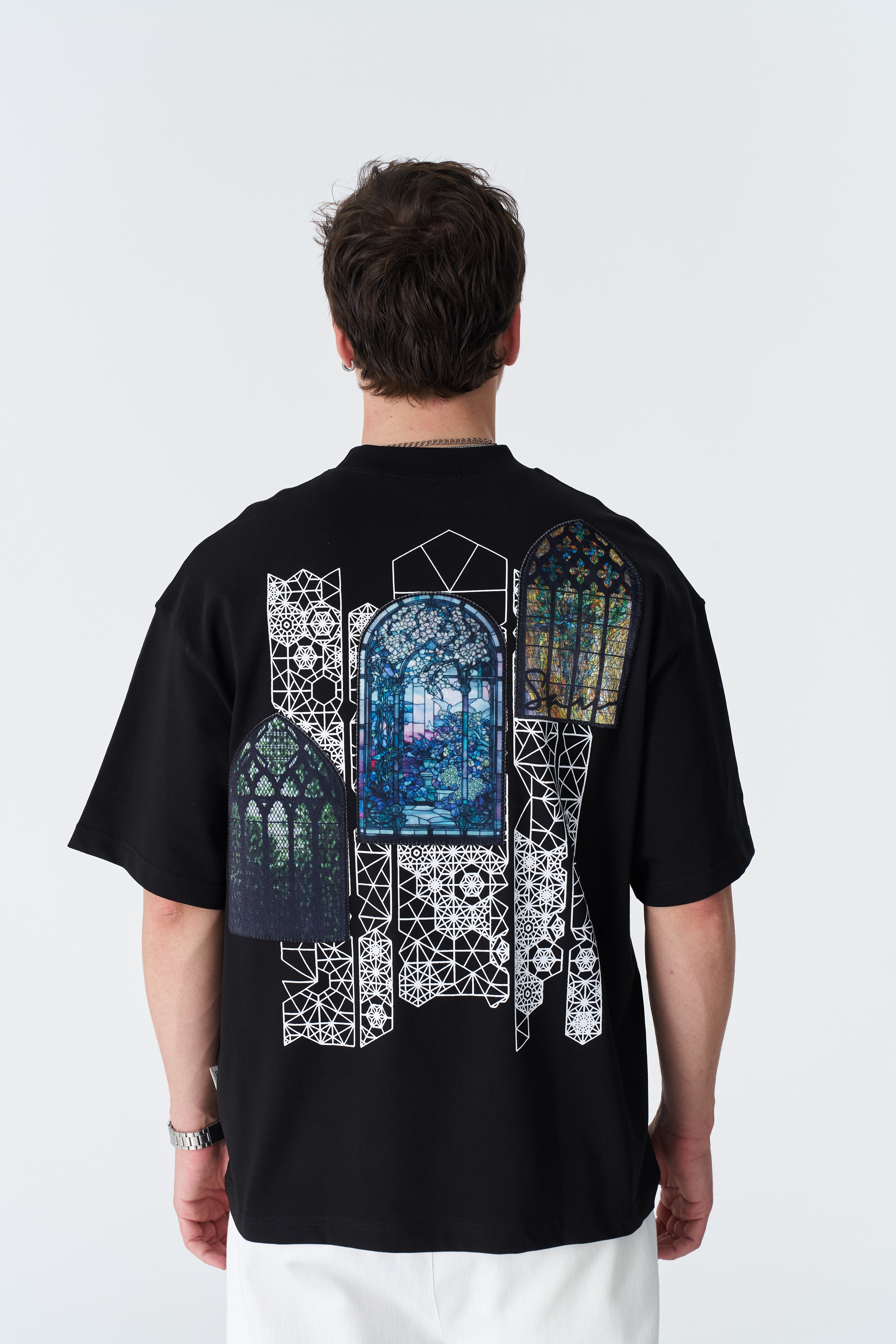 Seven Realms Tee