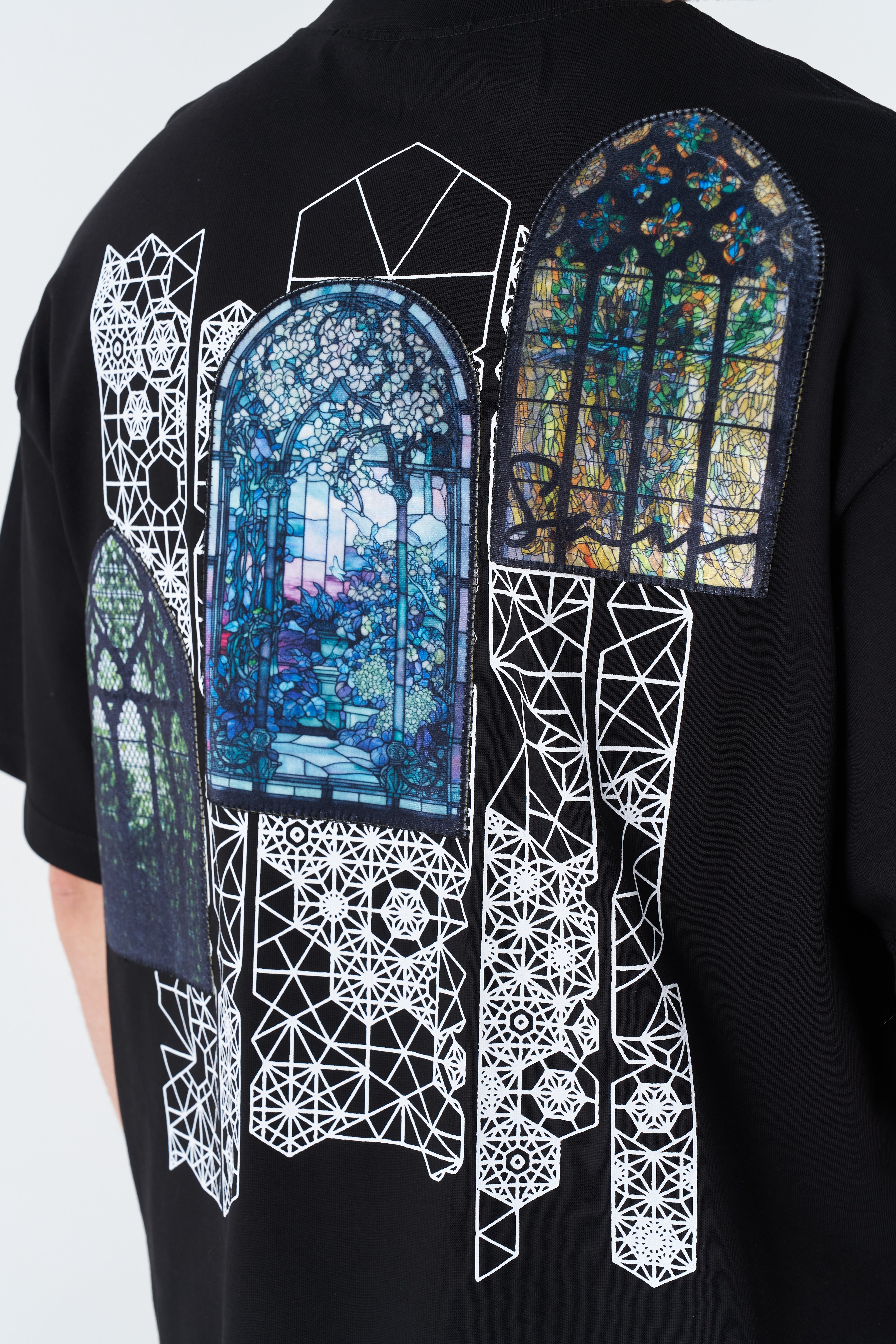 Seven Realms Tee